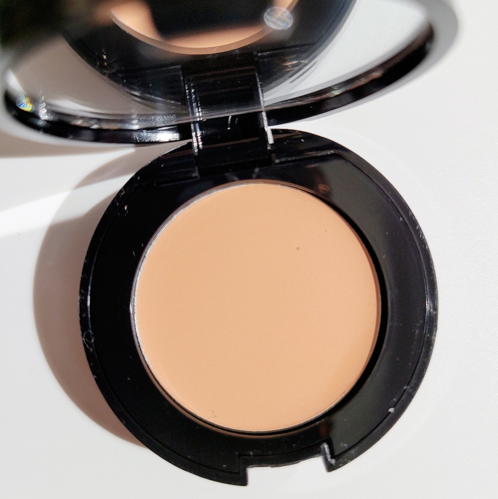 Bobbi Brown Corrector Light Peach New